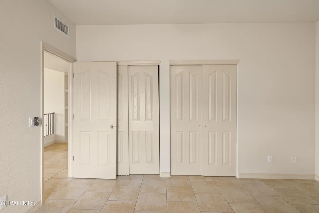 Photo of 7250 LONGSPUR Drive