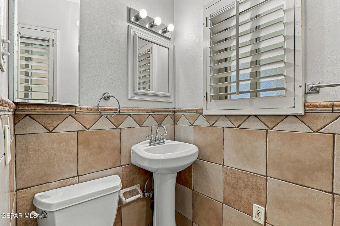Photo of 436 DE LEON Drive