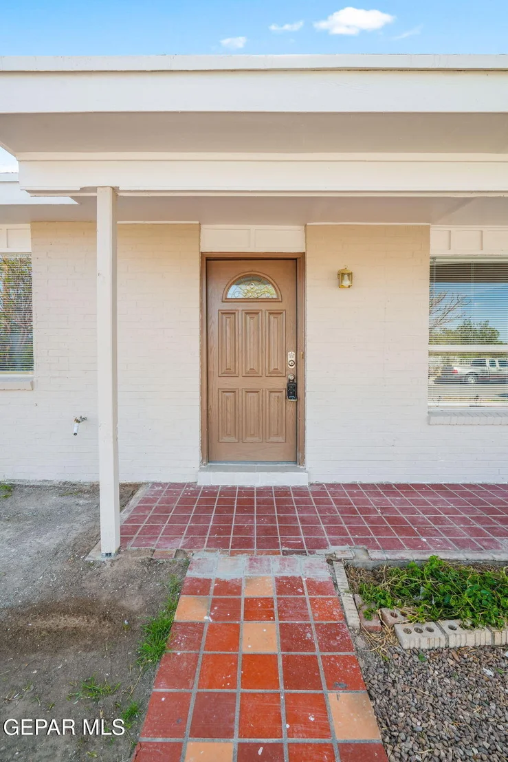 Photo of 8282 VALLE PLACIDO Drive
