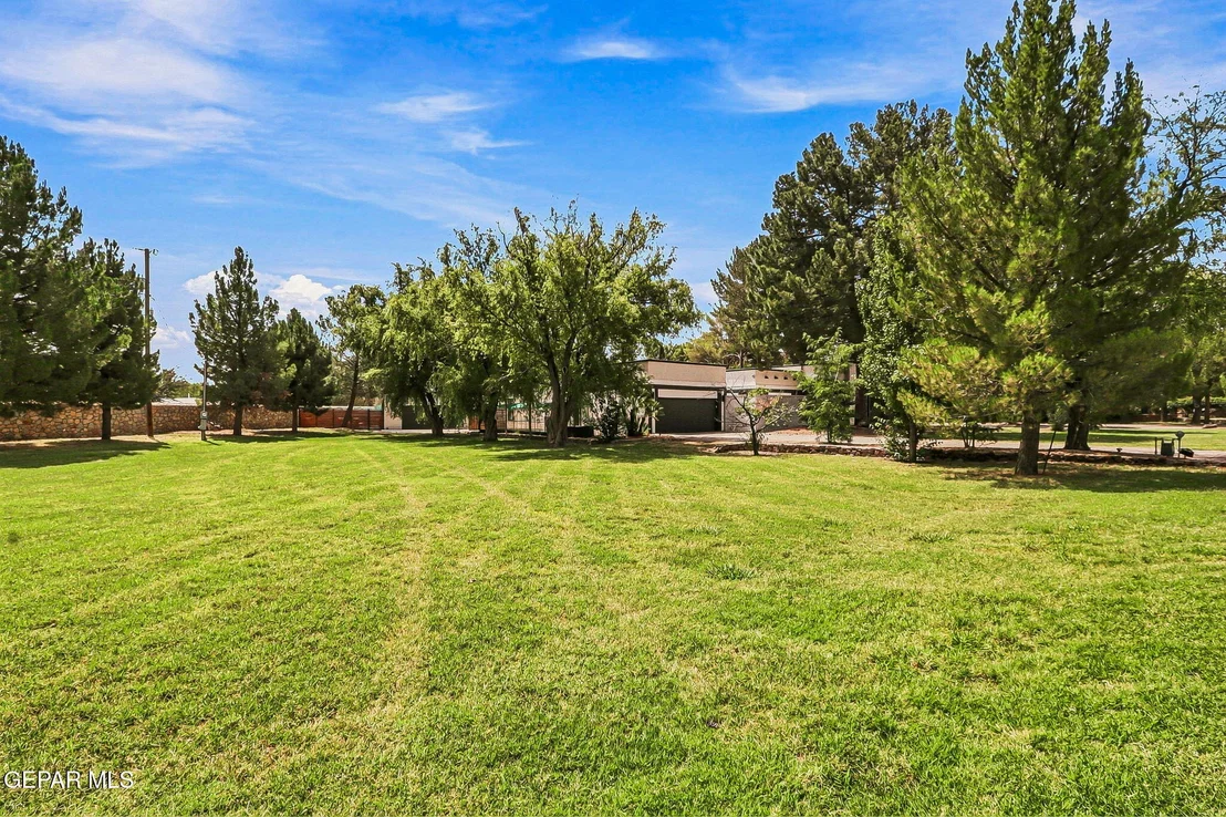 Photo of 5100 YUCCA Place
