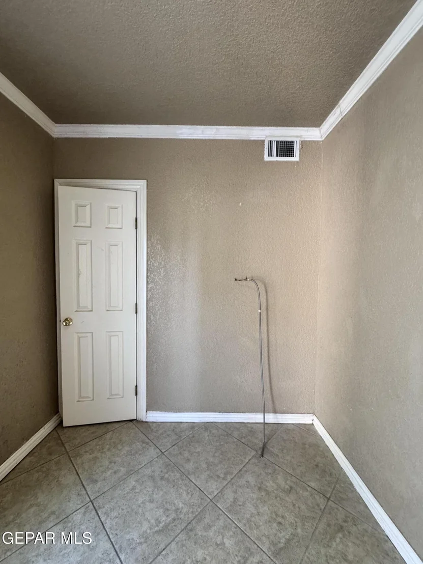 Photo of 7409 EDGEMERE Boulevard