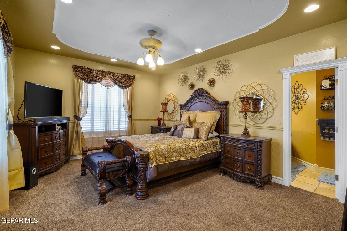 Photo of 605 MEADOW WILLOW Drive