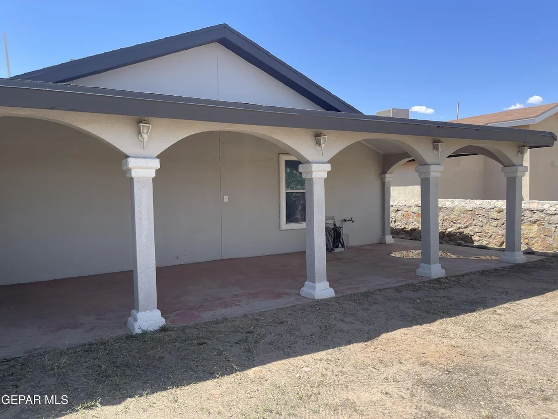 Photo of 3920 TIERRA MARFIL Road