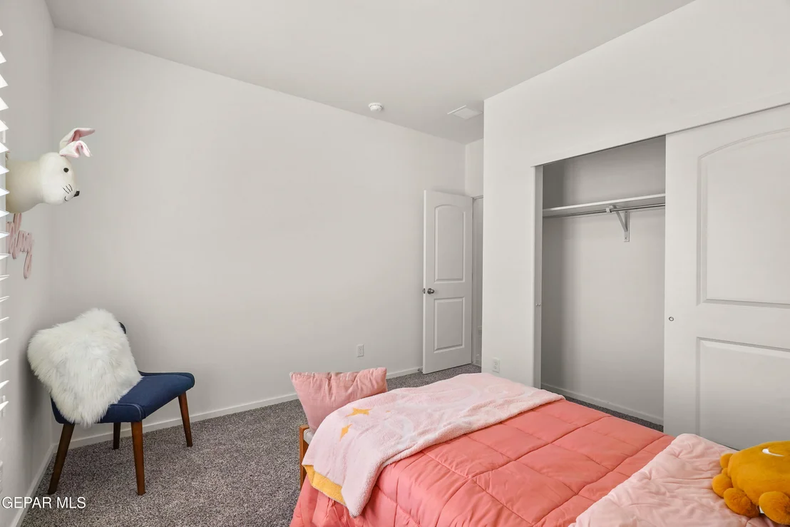 Photo of 13821 Summer Wave Avenue