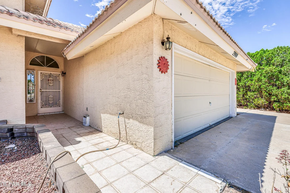 Photo of 2900 CAMARENA Place
