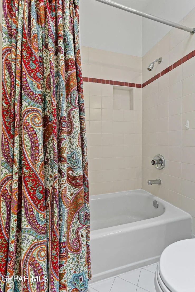 Photo of 5566 Buckley Drive