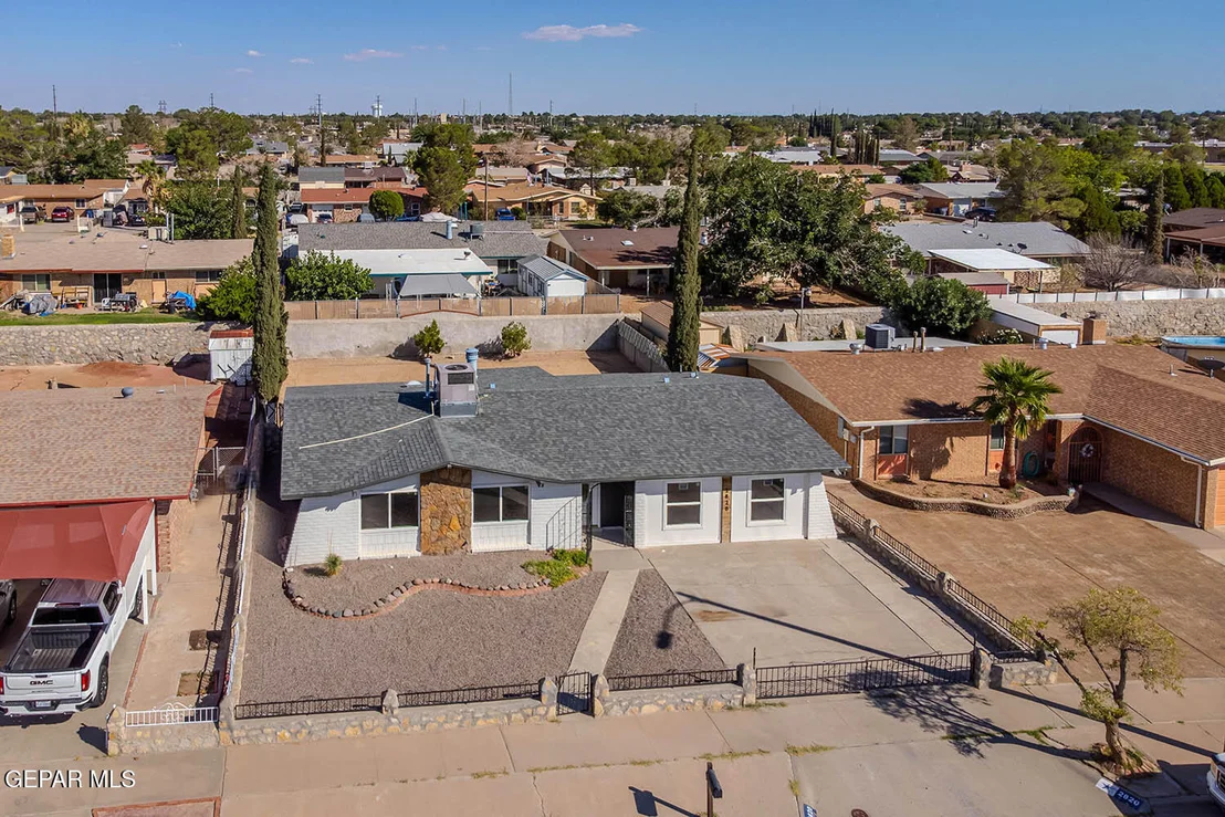 Photo of 2820 BEACHCOMBER Drive