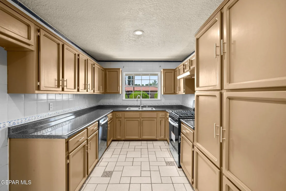 Photo of 11301 Tom Ulozas Drive