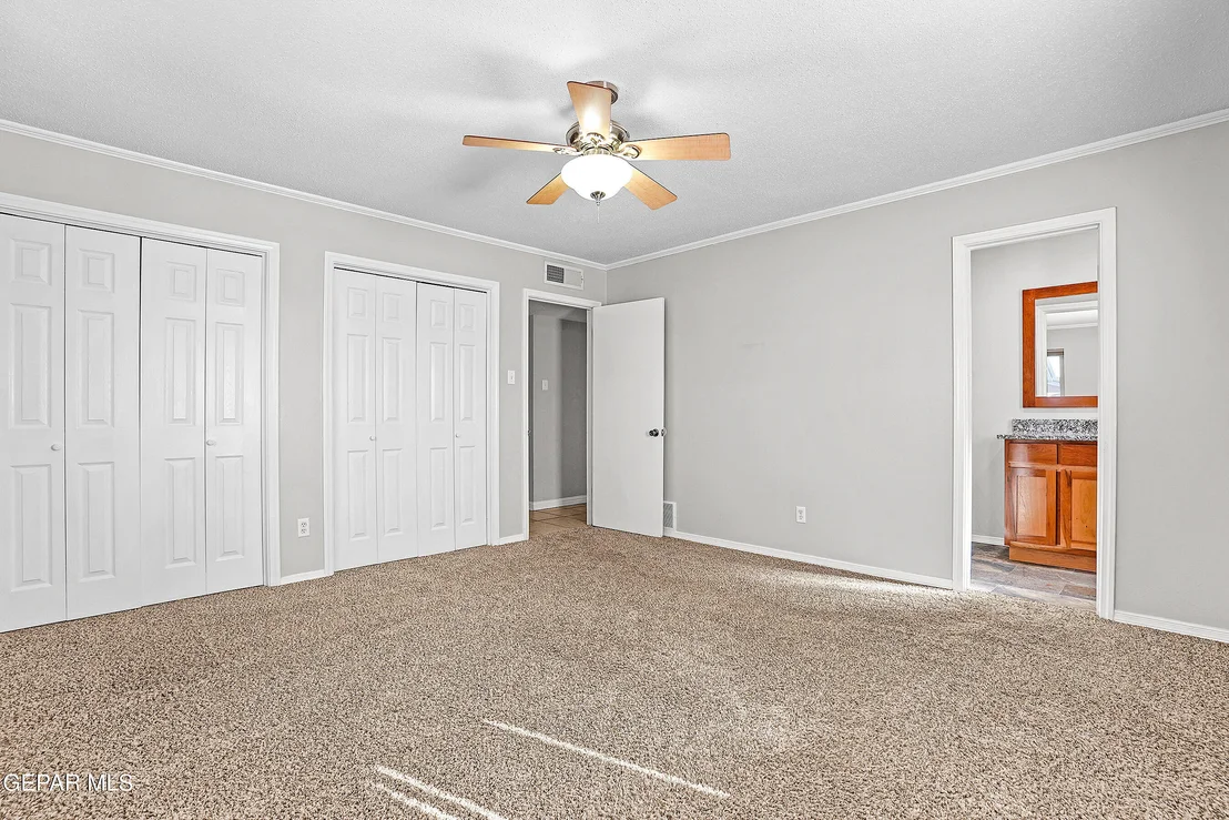 Photo of 700 DE LEON Drive