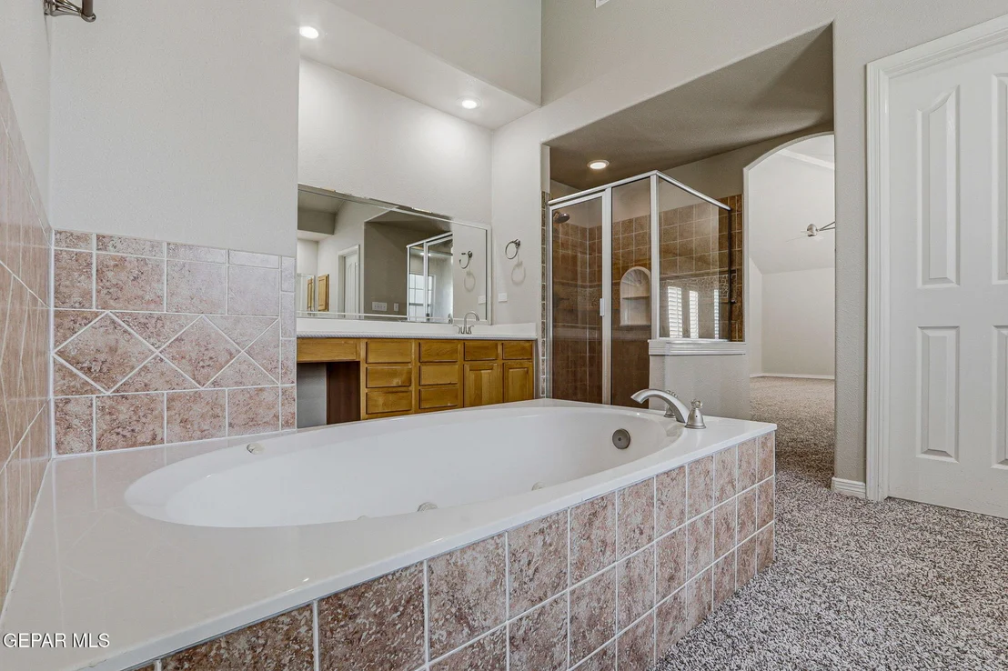 Photo of 6313 FRANKLIN BLUFF Drive