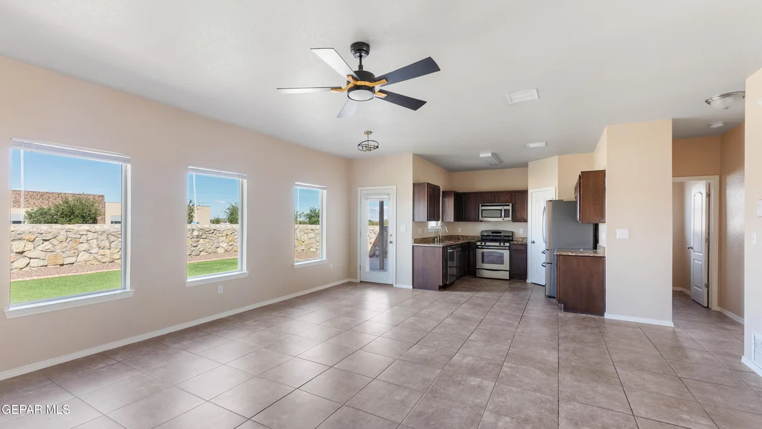 Photo of 5975 REDSTONE RIM Drive