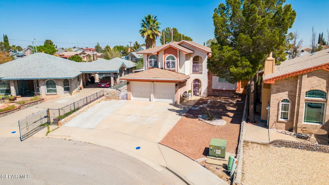 Photo of 3012 SYLVAN LAKE Place