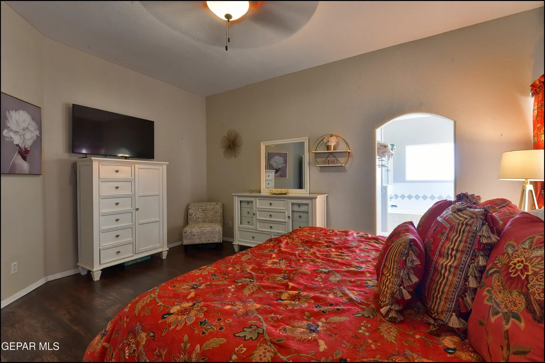 Photo of 6516 Isla del Rey Drive