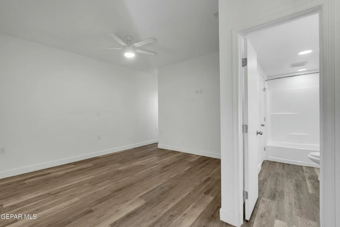 Photo of 3600 Essence Street