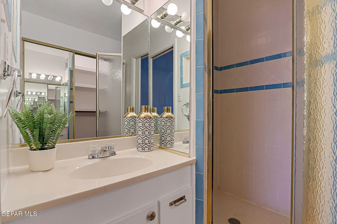 Photo of 11604 Cedar crest Drive