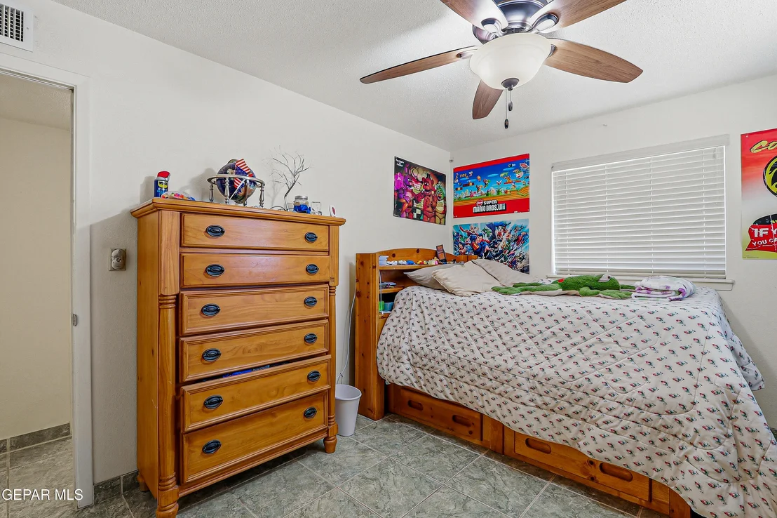 Photo of 10537 SAIGON Drive