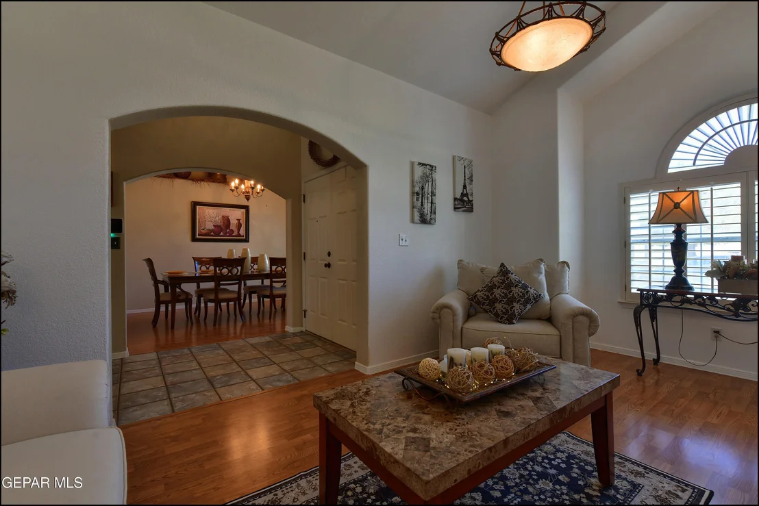 Photo of 6516 Isla del Rey Drive