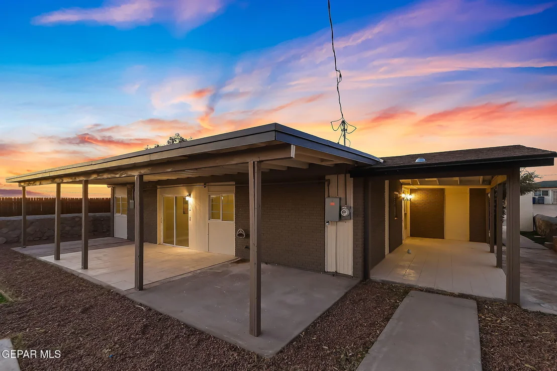 Photo of 220 Carnival Drive