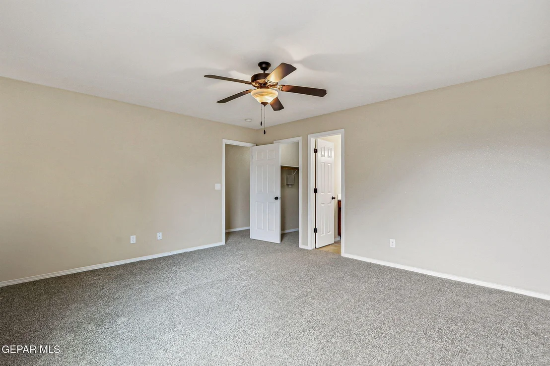 Photo of 3164 HIDDEN VALLEY Drive