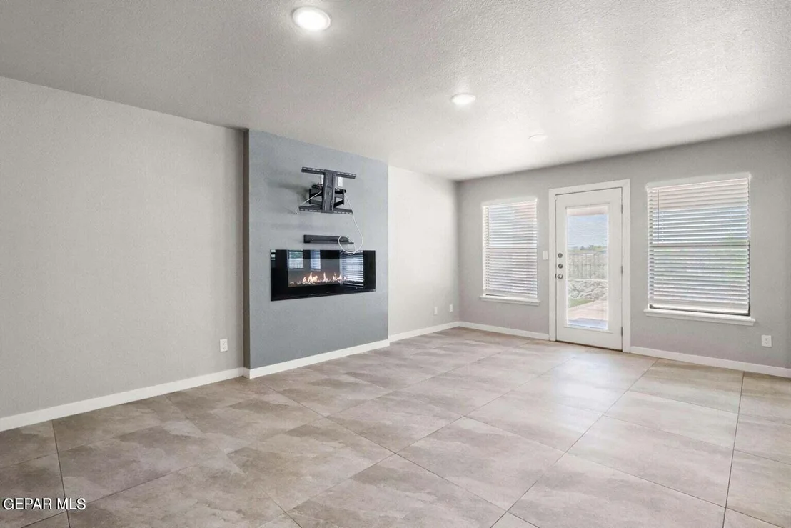 Photo of 849 DULCE TIERRA Drive