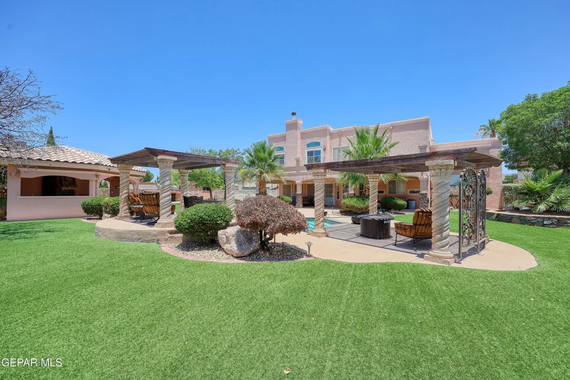 Photo of 1361 GATE Place