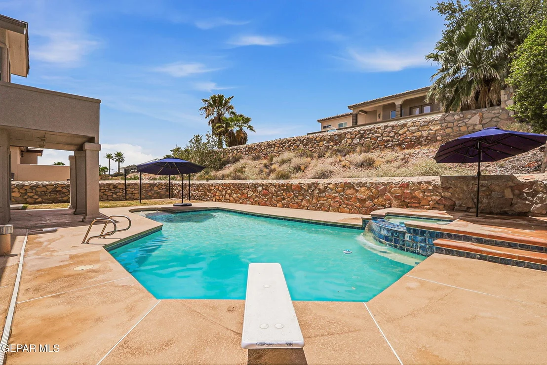 Photo of 6313 FRANKLIN BLUFF Drive