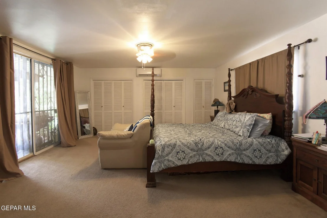 Photo of 3029 TAYLOR Avenue