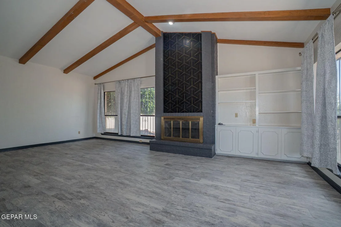 Photo of 3204 HIGH POINT Drive