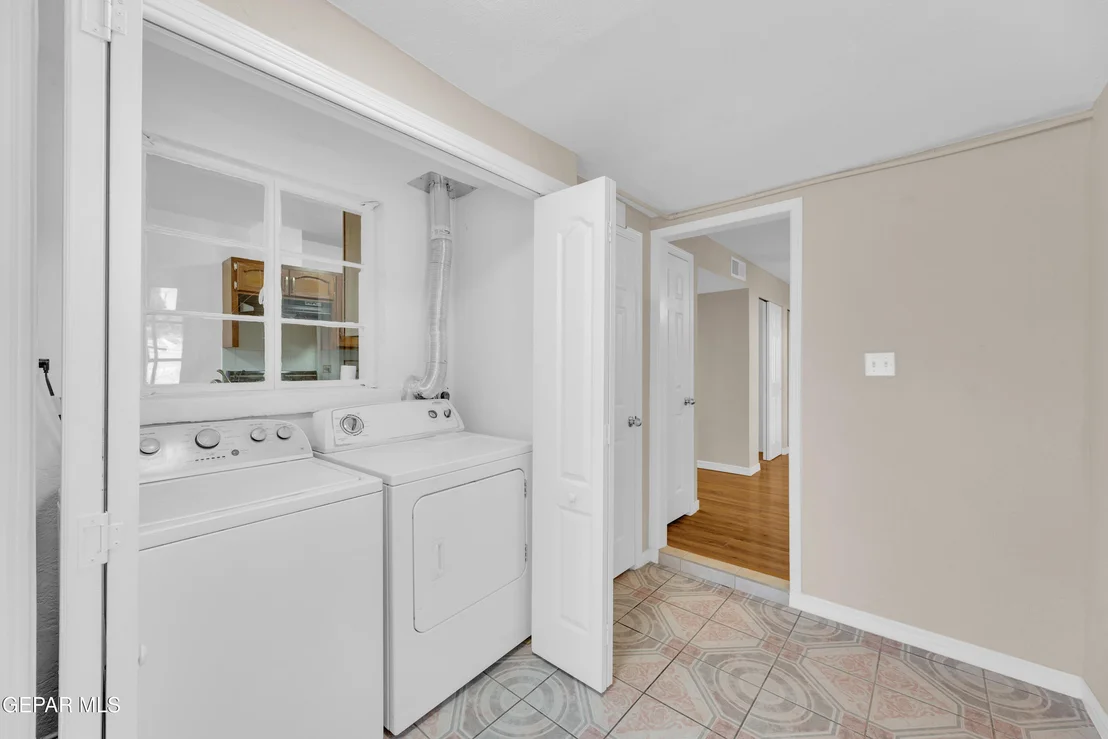 Photo of 3411 LEAVELL Avenue