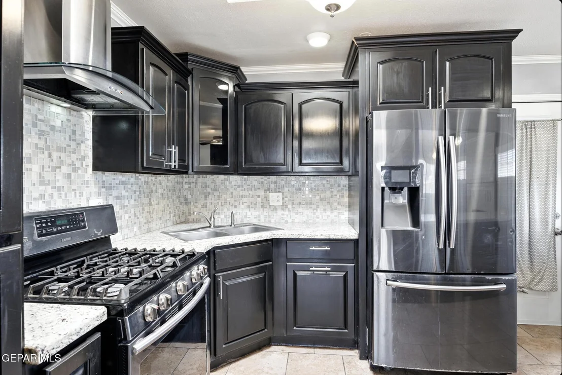 Photo of 8200 SANDLAND Drive