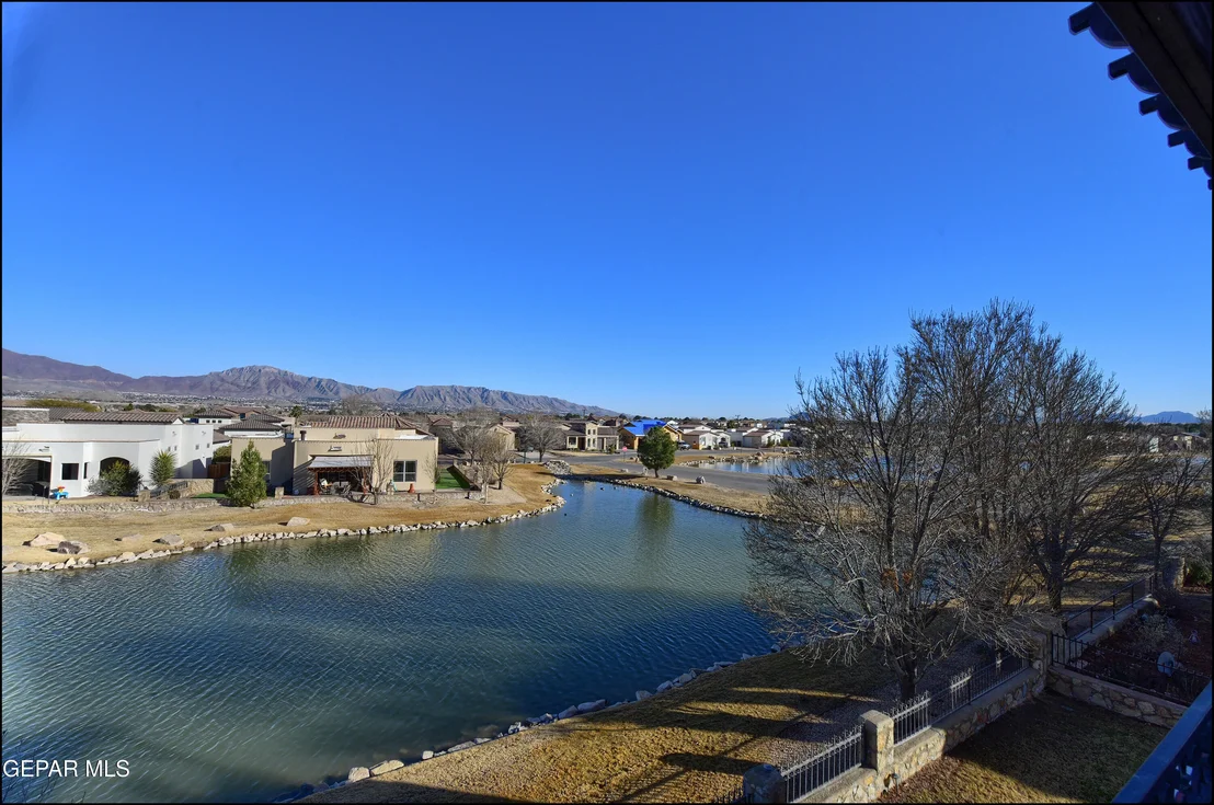 Photo of 5536 RIVER RUN Street