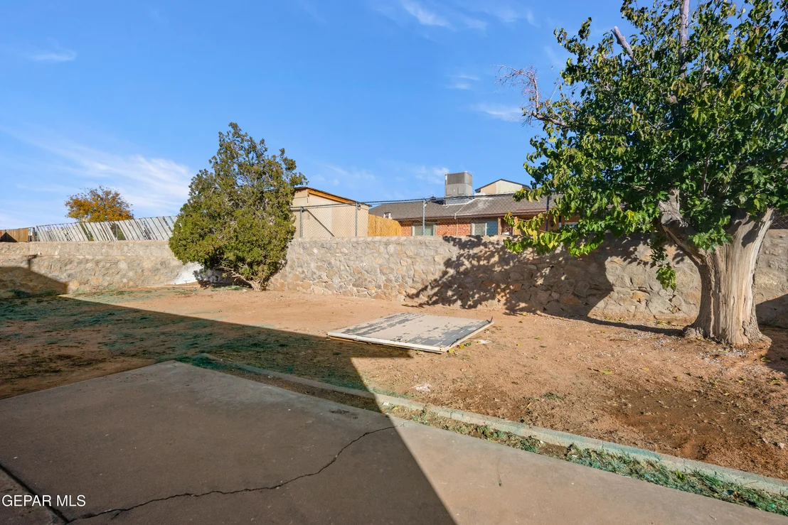 Photo of 10824 OPALSTONE Street