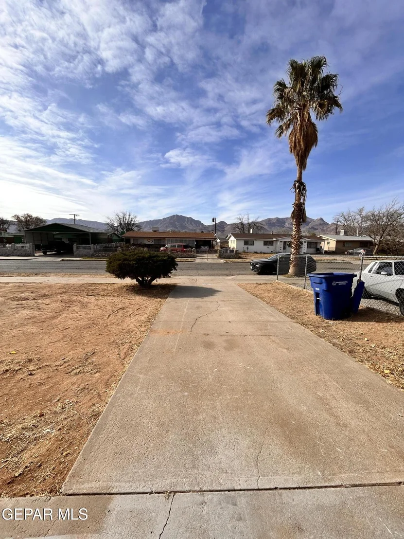 Photo of 9104 Raleigh Dr. Drive