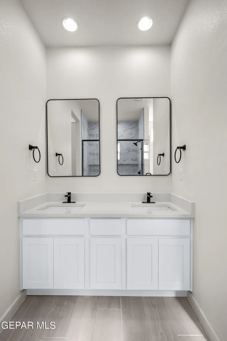 Photo of 5996 Dalhart Drive