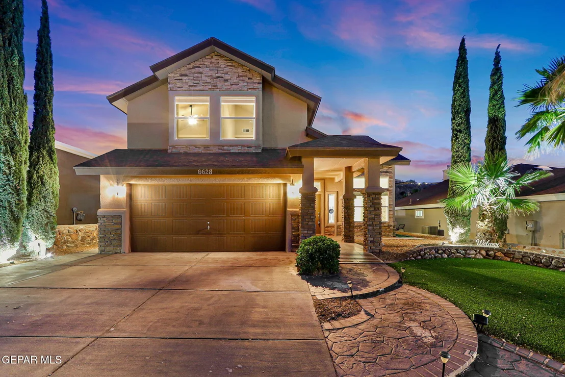 Photo of 6628 Parque del Sol Drive