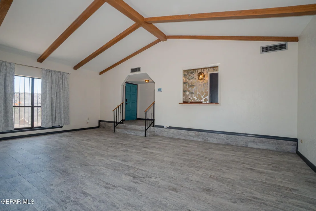 Photo of 3204 HIGH POINT Drive