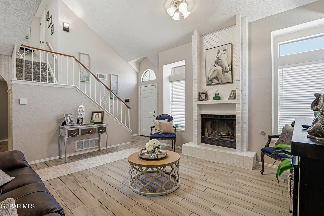 Photo of 1468 GENE TORRES Drive