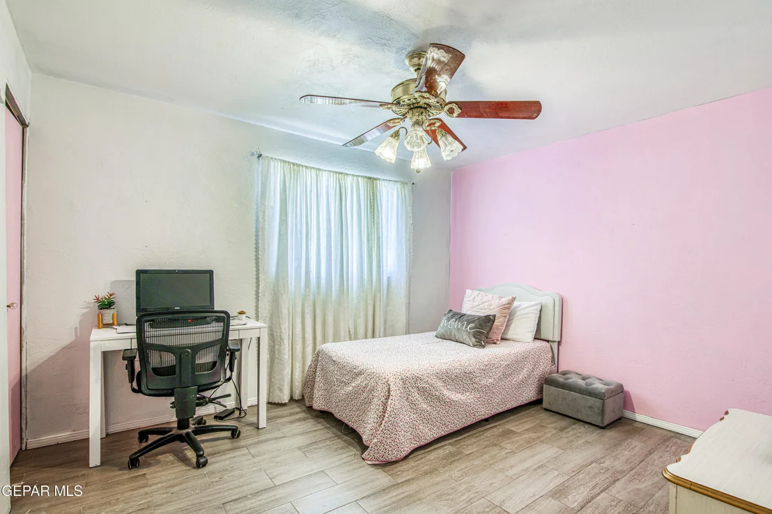 Photo of 1121 Belen Road