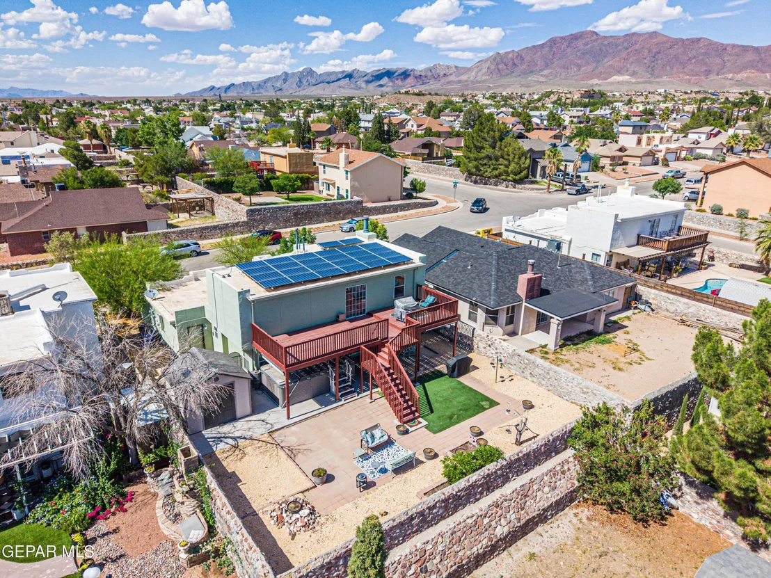 Photo of 7108 CANYON RUN Drive
