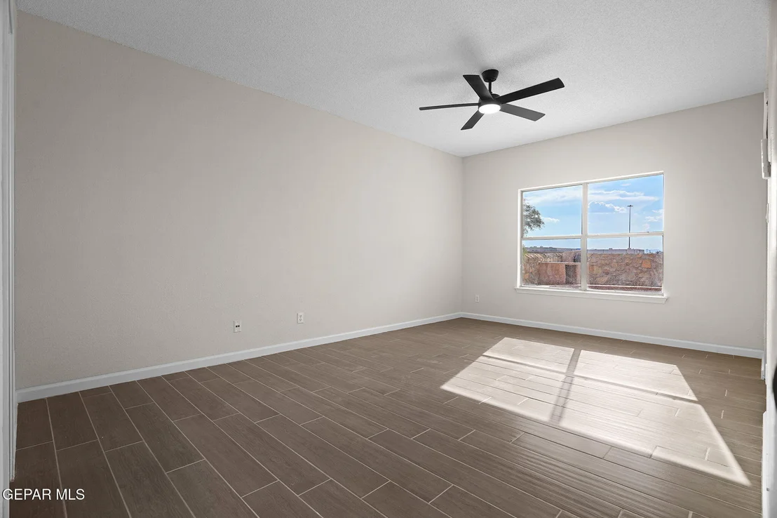 Photo of 1433 PASEO DEL SUR Court