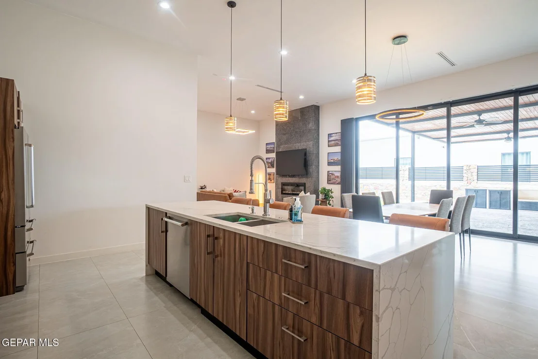 Photo of 316 RIO PINSAQUI Court