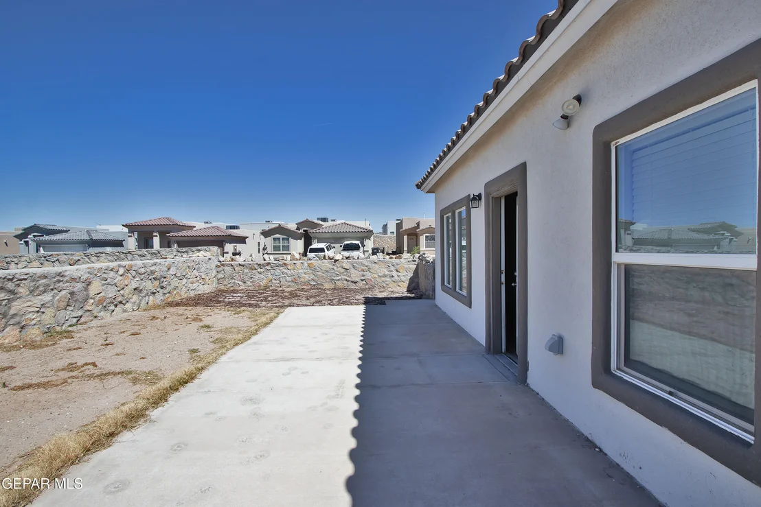 Photo of 285 PENBRIDGE Place