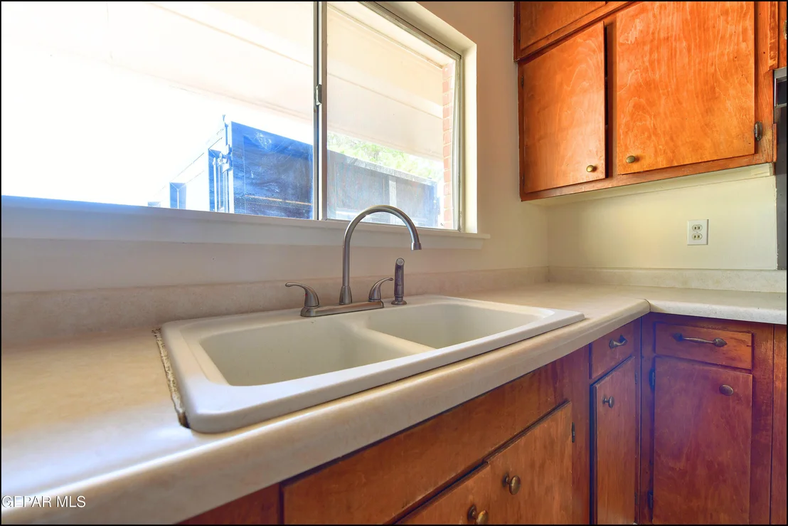 Photo of 3312 DIAMOND Drive