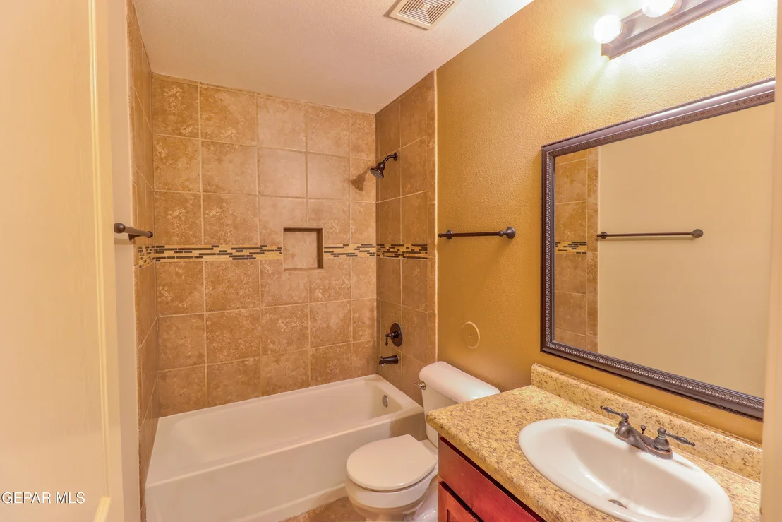 Photo of 3017 WOODHEAD