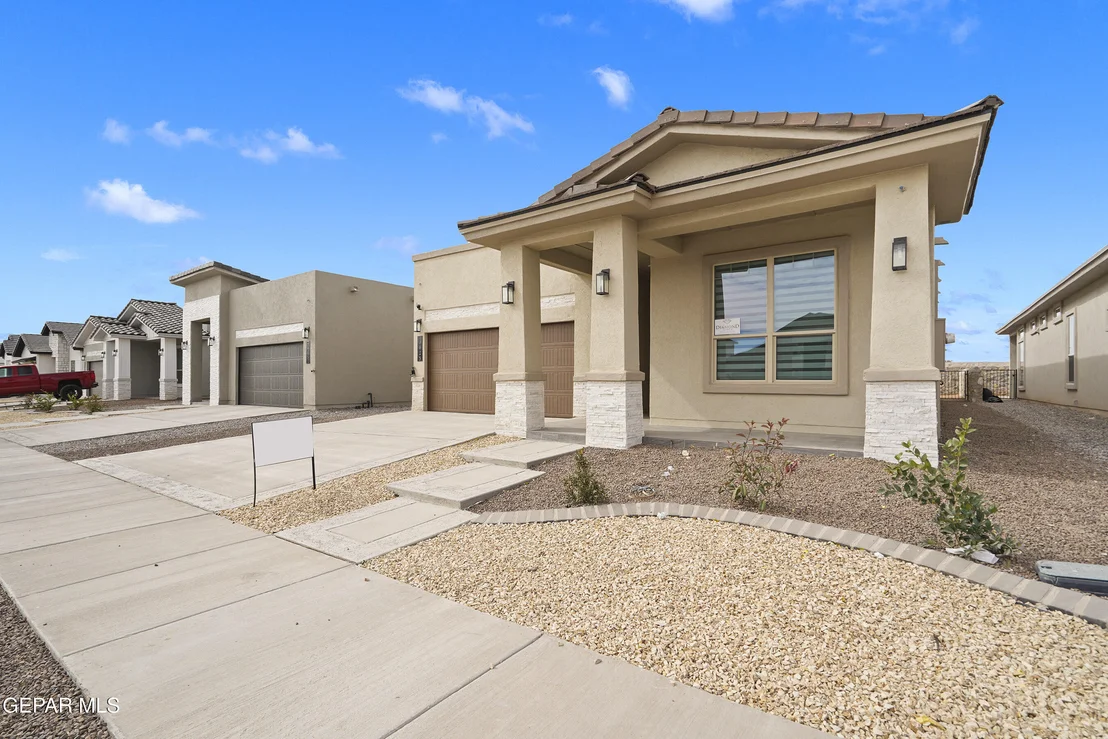 Photo of 15004 Composition Avenue