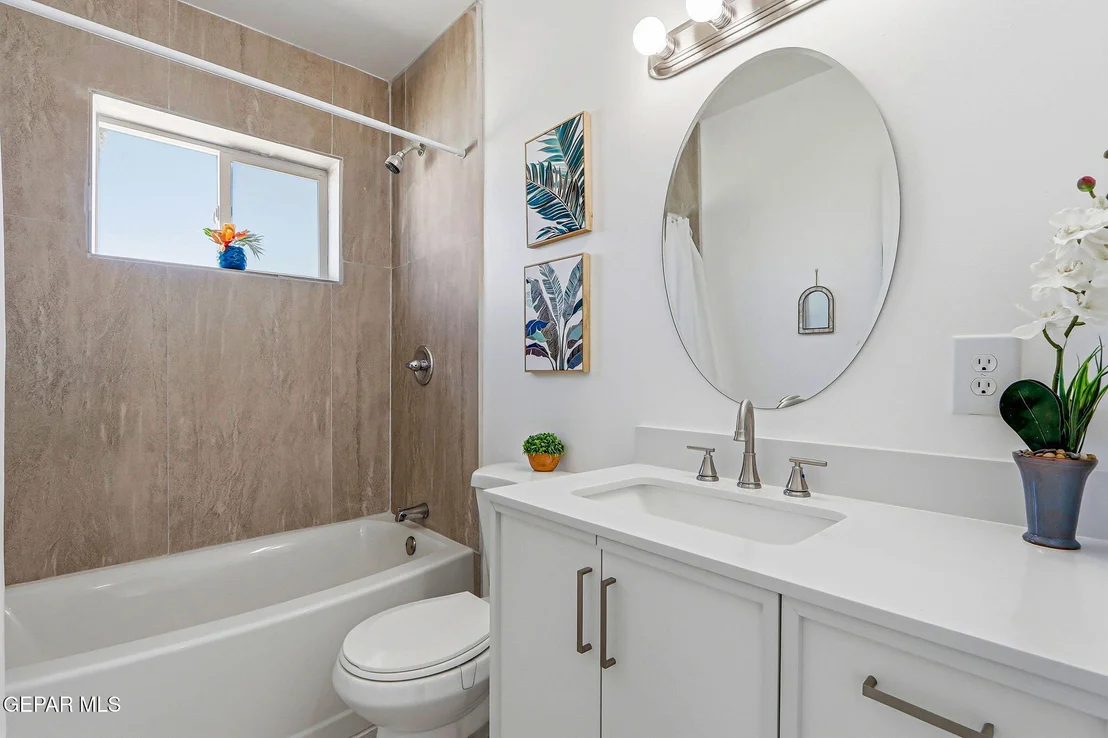 Photo of 228 WOOLDRIDGE Drive