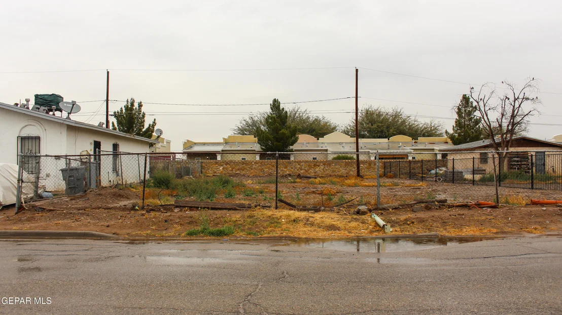Photo of 8529 VICTOR Lane