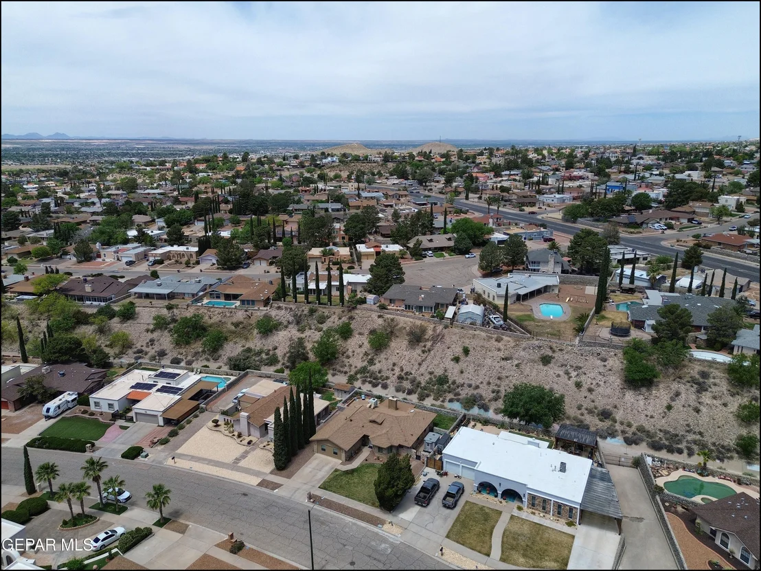 Photo of 6827 AMPOSTA Drive