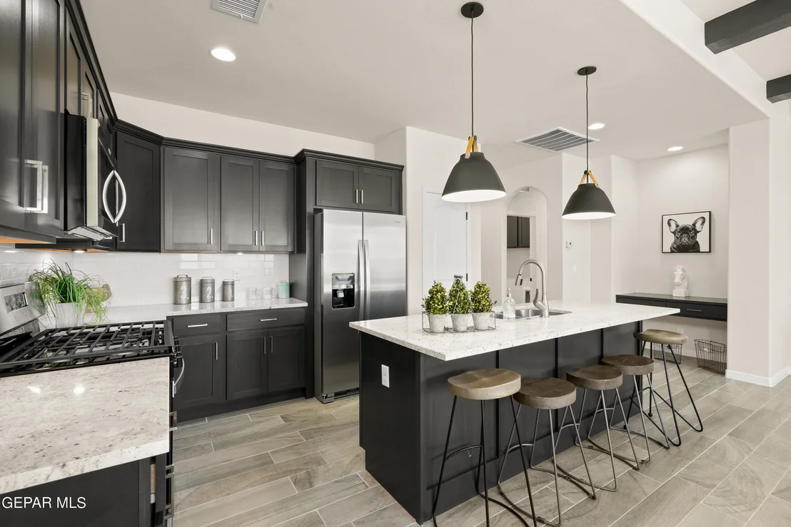 Photo of 6004 Dalhart Drive