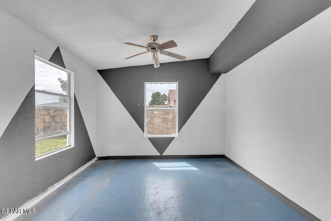 Photo of 1082 Mill Valley Road